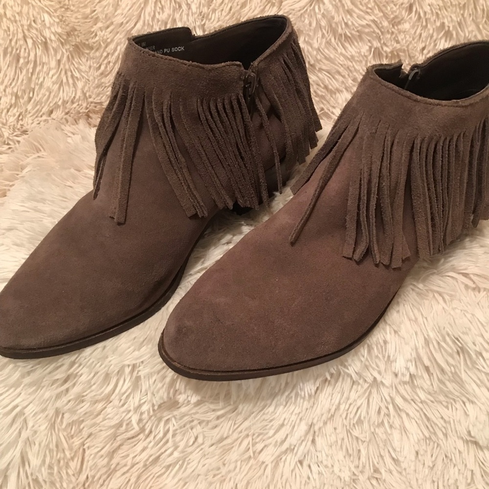 Fringe Booties! - image 2
